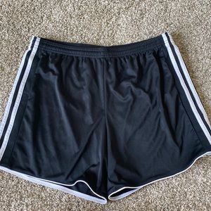 New without tags Adidas L large black climacool shorts